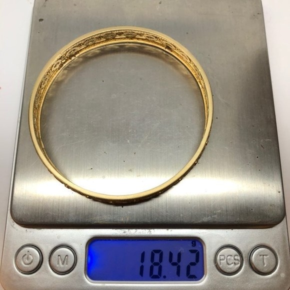 Sterling Silver Gold Clad 8.5mm 7" Bangle Bracelet - Picture 6 of 7